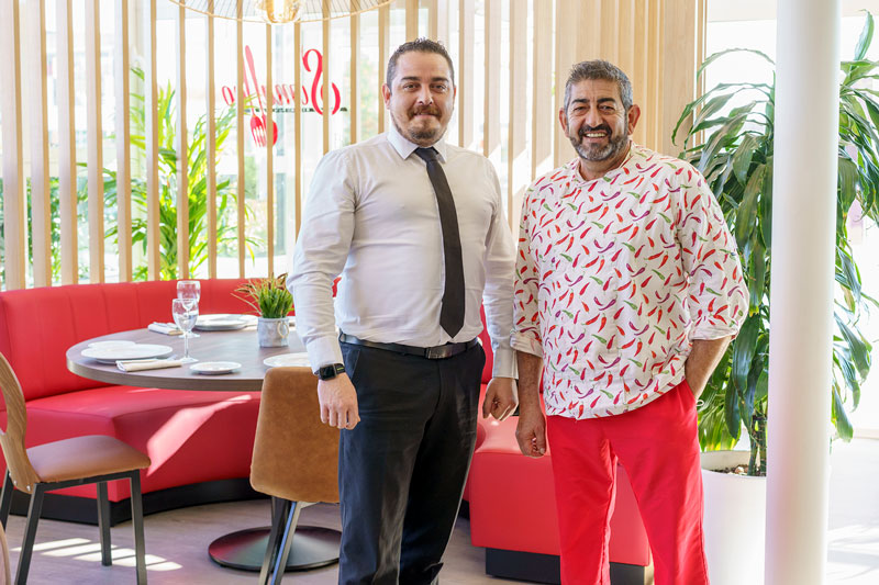David Maestre, director, y José Luis Trigo, chef de restaurante Somallao de Rivas Vaciamadrid